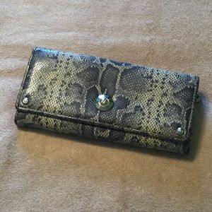 henri bendel Snakeskin Wallet